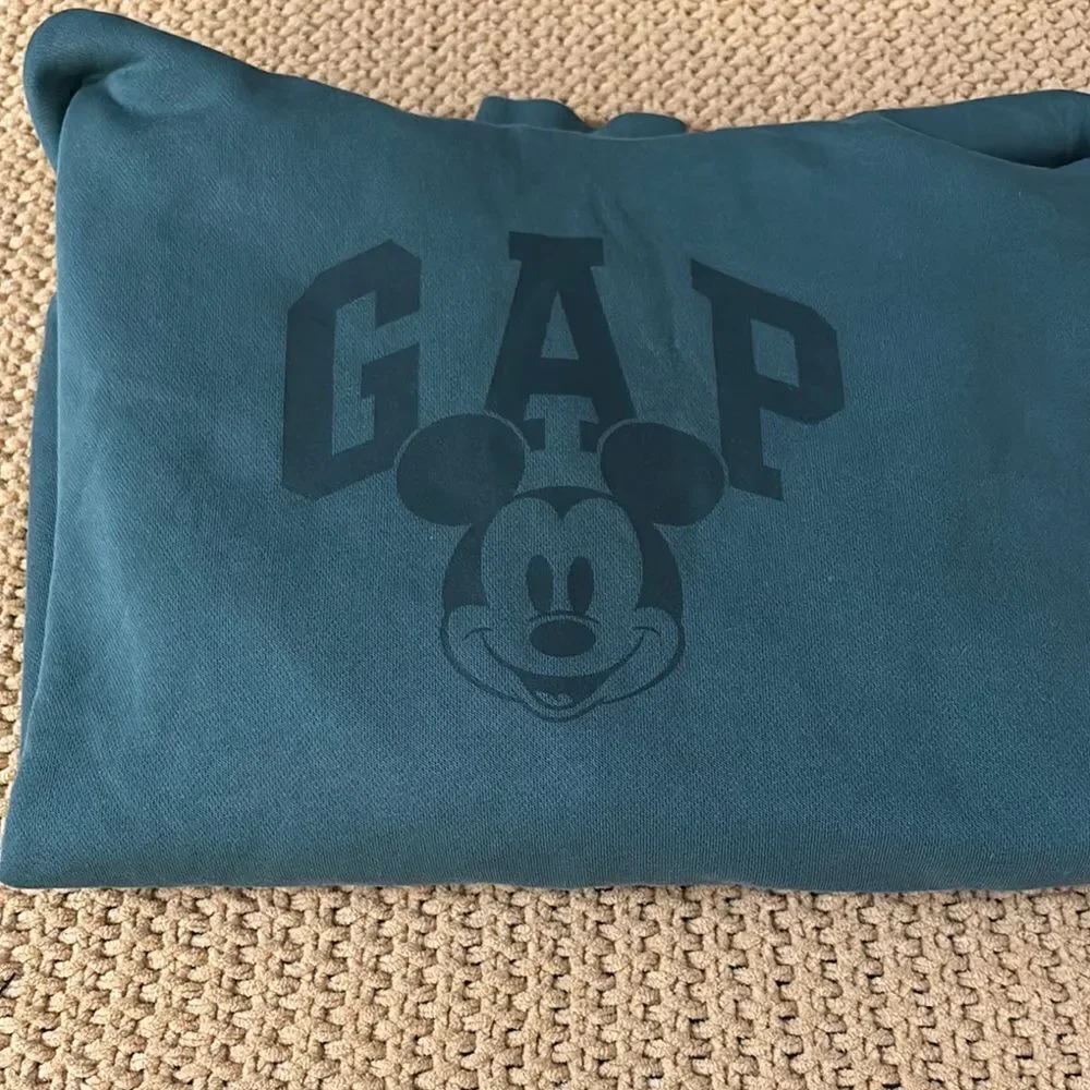 NWOT GAP Youth GREEN Hoodie with Iconic MICKEY Mouse size Youth L
